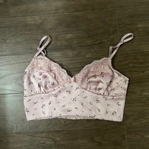 Light pink floral lace crop top